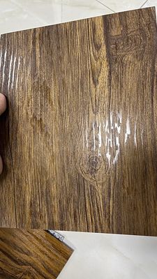 Revestimiento de chapa metálica de acero de grano de madera en relieve 26Ga HDP