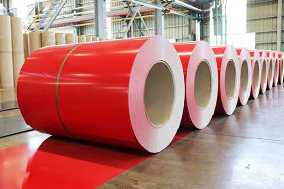 Alta resistencia a la intemperie Z50~275 PPGI Prepint Color Coating Roll Rot / Red DX51D o S320gd Para techos metálicos