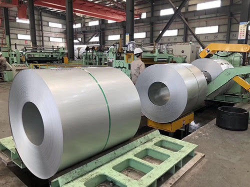 AZM150 AFP Acero galvalume 1200MM ASTM A792M CS-B paneles de hoja corrugada azulejos de techo GL 55% bobina de acero alucinante