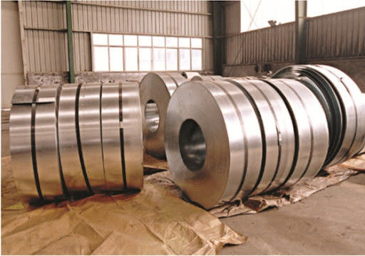 Z275 China Dx51d+Z Z100 Franja de acero galvanizado Franja de acero galvanizado Gi bobinas de hendidura para el marco de quilla de acero ligero